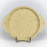 Celtic Ceramic Shortbread Pan - Hearts & Flowers Design